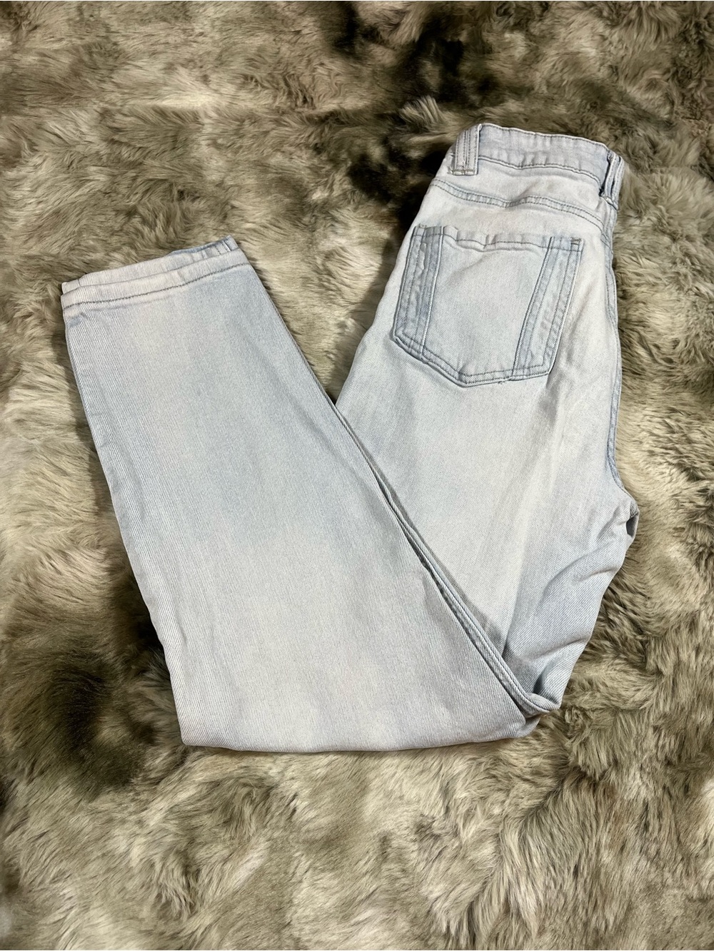 Wild Fable Light Wash High-Rise Mom Jeans
